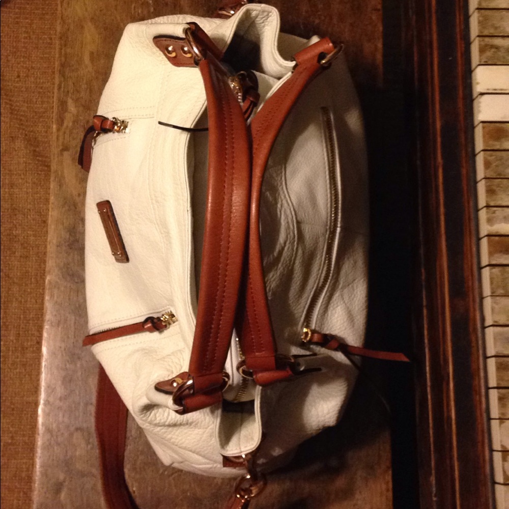 Cynthia Rowley White and Camel Leather Handbag - Picture 7 of 7